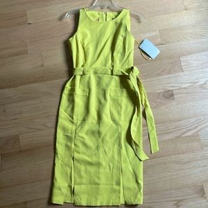 Midi dress with front functional pockets